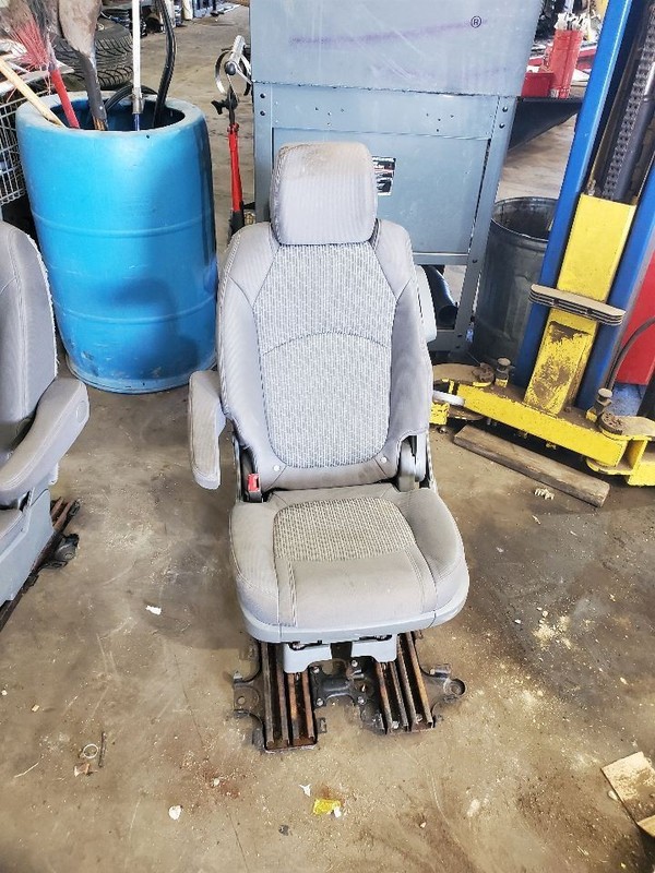 TRAVERSE2012 Seat Rear 299946
