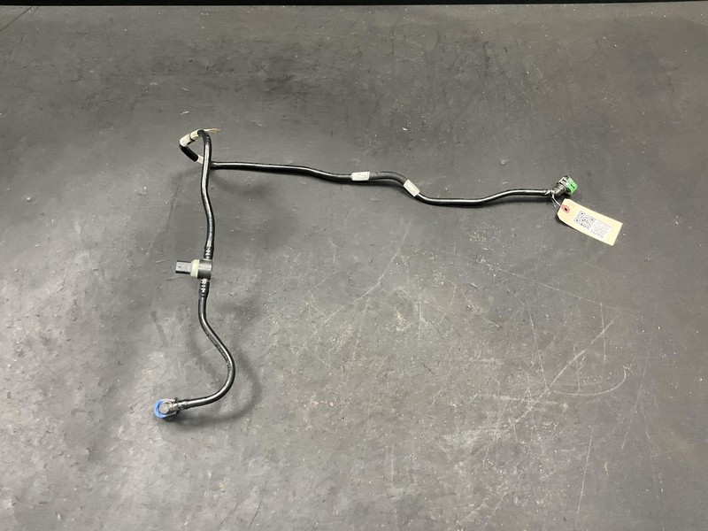 Fuel Pump Fuel Feed Hose 2020 GMC Acadia 84507174 2017 2018 2019 2021