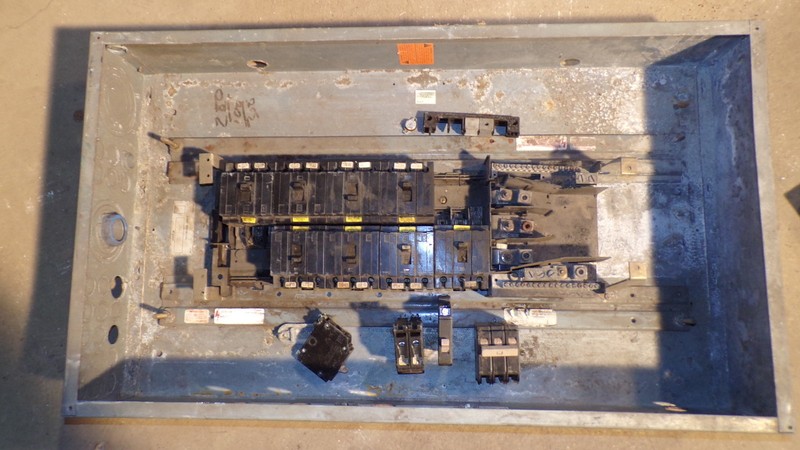 Square D MH35 80043-184-01 Fuse Box with Fuses, No Cover *FREE SHIPPING*