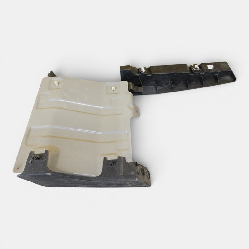 2020-2025 NISSAN SENTRA SR Rear Left Bumper Quarter Bracket Guide Plate Oem