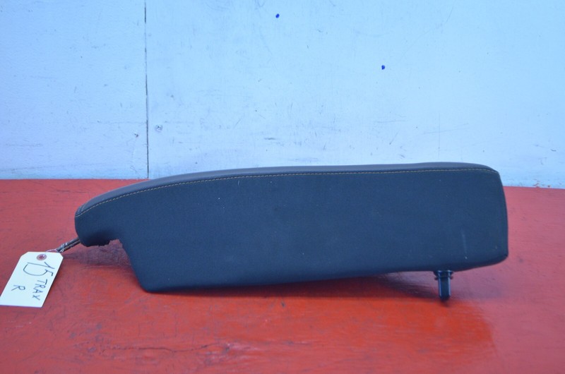 15-16 CHEVROLET TRAX REAR RIGHT PASSENGER SIDE SEAT BACK BOLSTER CUSHION OEM