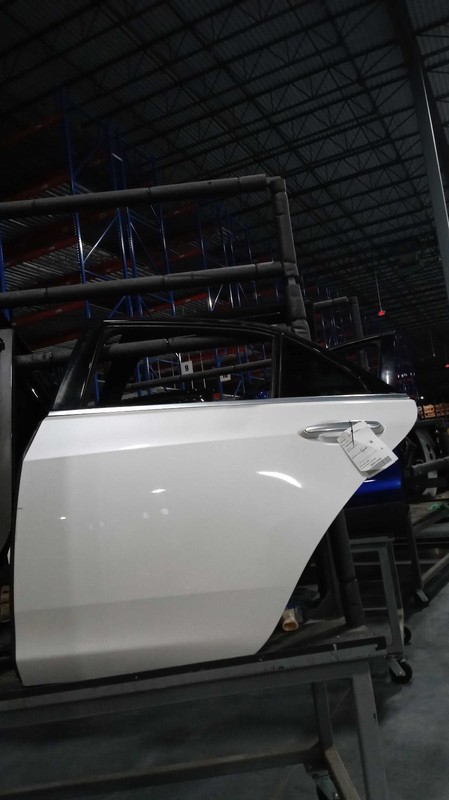2017 Cadillac CTS Left Door White OEM Used 491790, 136K Miles, PW, PL