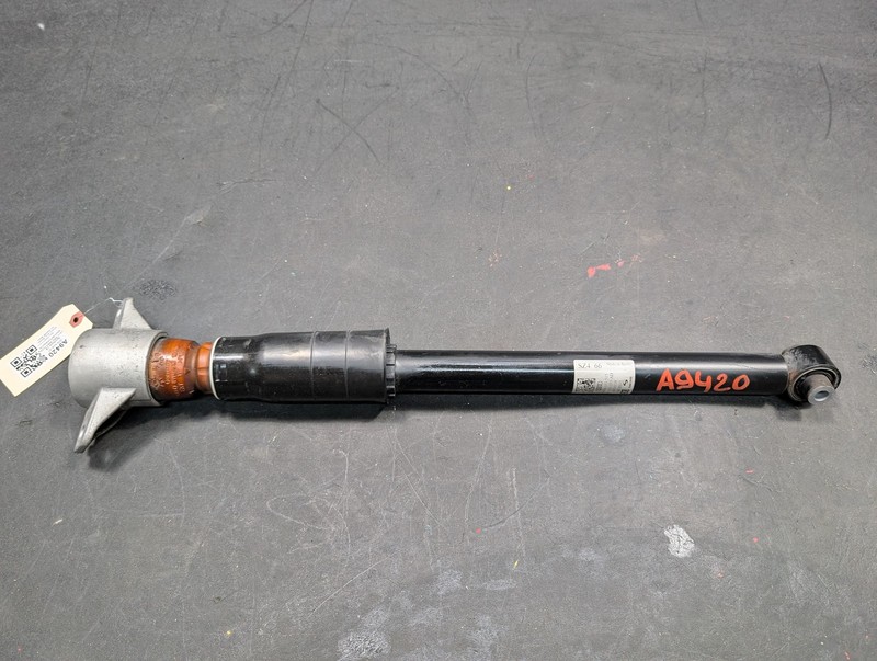 Rear Right Shock Absorber 2019 Audi A7 4K0513035AD 2020 2021