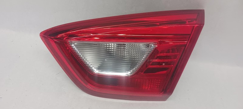 16-'17 CHEVROLET CRUZE Right passenger inner Taillight OEM Grade A!