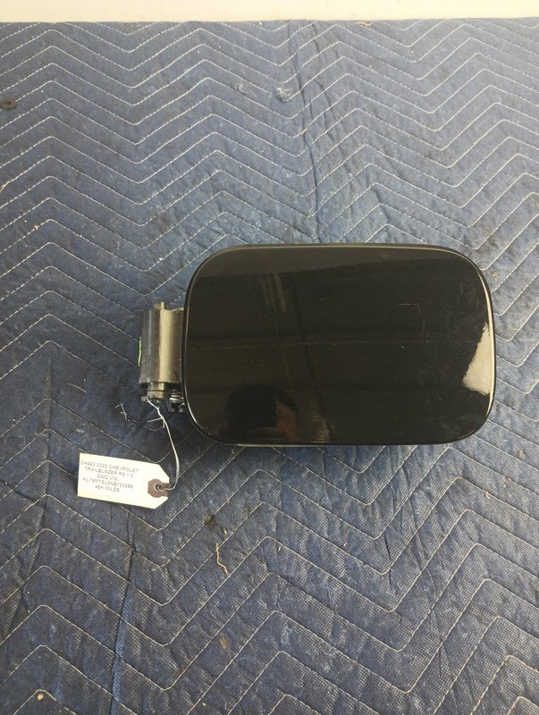 2021-2025 Chevrolet Trailblazer RS Gas Fuel Tank Filler Door Lid OEM 42716729