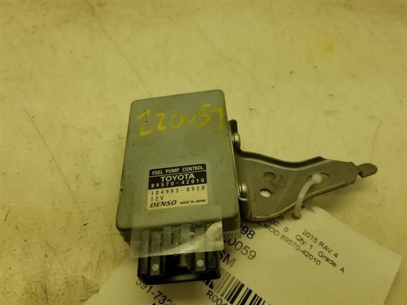 13 14 15 TOYOTA RAV 4 LEFT INNER QUARTER PANEL FUEL PUMP ECM