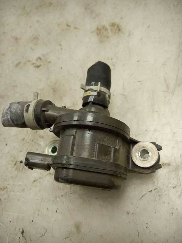 16-22 TOYOTA PRIUS L 1.8L COOLANT PUMP INVERTER ELECTRIC