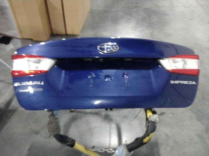 2017 Subaru Impreza Blue Deck Lid OEM Used 74000 Miles NJ25-25131-632060