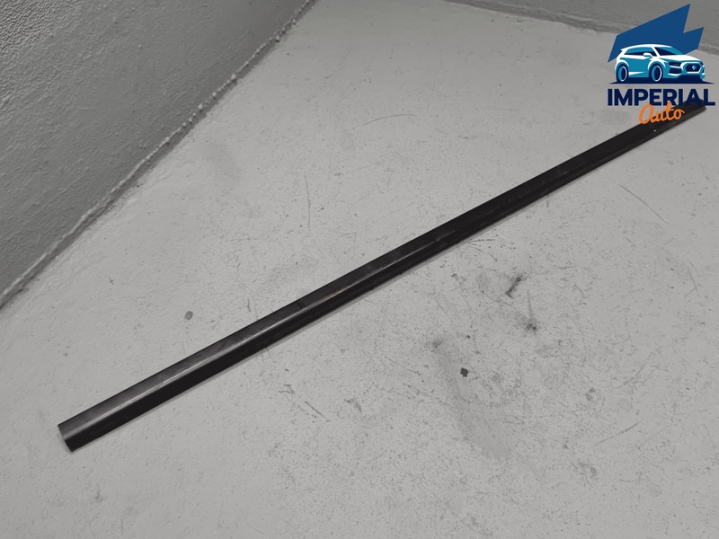 2016-2021 Honda Civic Front Passenger Side Door Window Belt Molding OEM