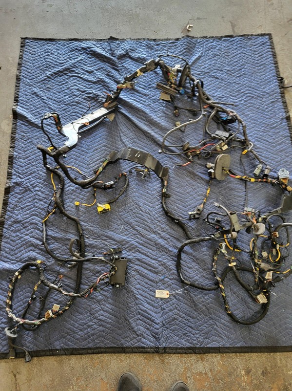 Used Oem Buick Body Floor Wiring Harness for 2019 Encore 1.4L AWD
