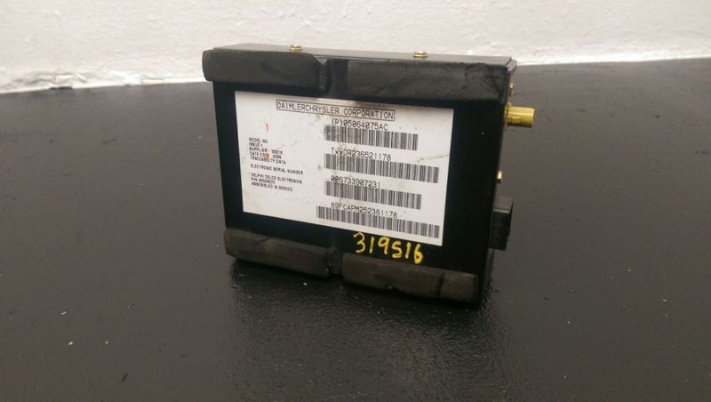 06-07 Dodge Durango Sirius Satellite Receiver OEM 05064075AC