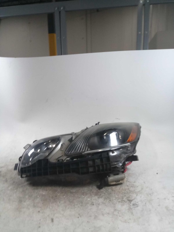 2010 Lexus GS350 Left Headlight Assembly Black OEM 477168 - Tab Split 131K Miles