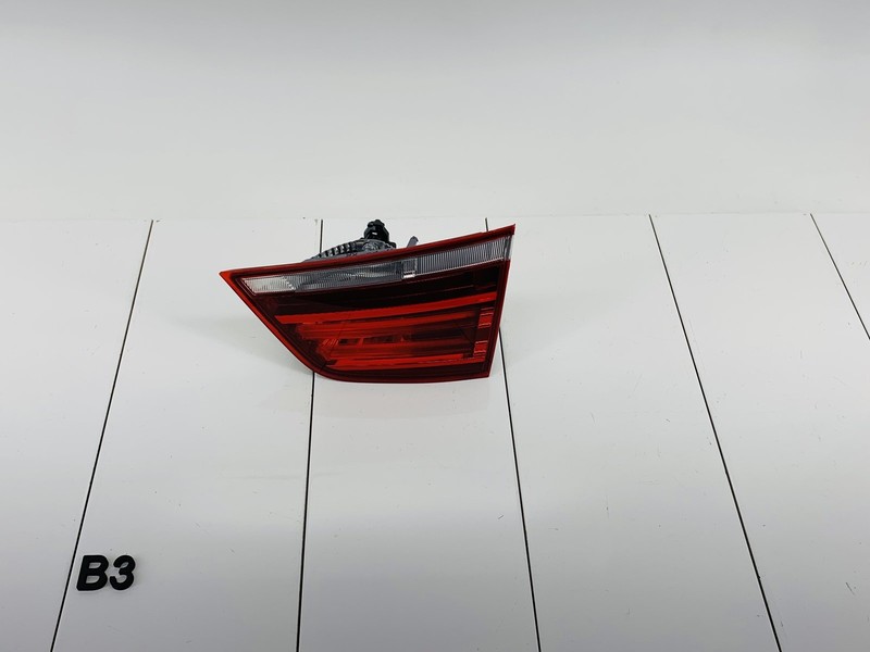 11-17 BMW X3 F25 REAR RIGHT SIDE INNER TAIL LIGHT BRAKE STOP LAMP OEM
