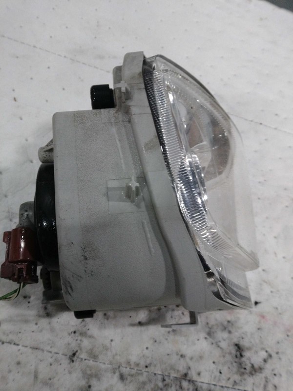 2010 Lexus IS250 Right Fog Light Assembly Silver OEM 499398 163k Miles