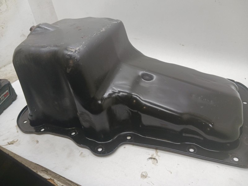 02-'03 JEEP LIBERTY Oil Pan 3.7L OEM 6 Month Warranty!
