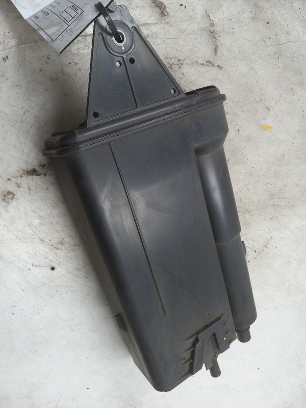 18 TOYOTA C-HR XLE FUEL VAPOR CANISTER