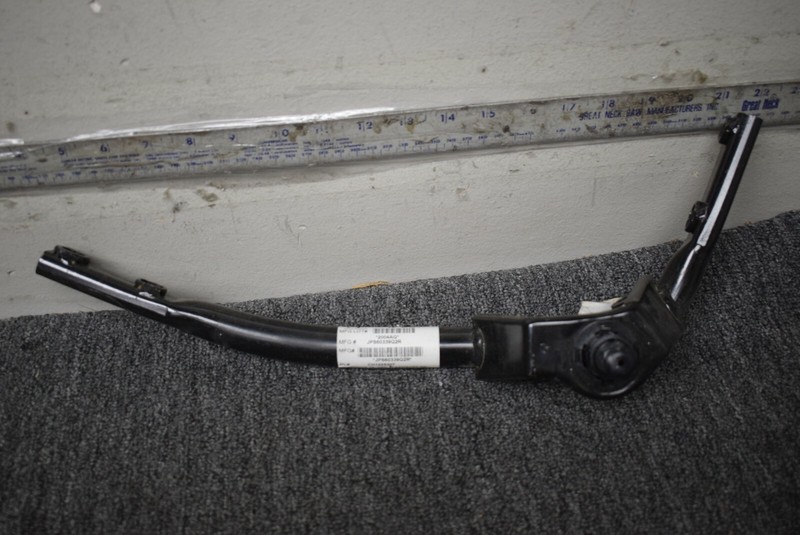 2019 JEEP CHEROKEE UPPER RADIATOR SUPPORT RIGHT SIDE FACTORY OEM