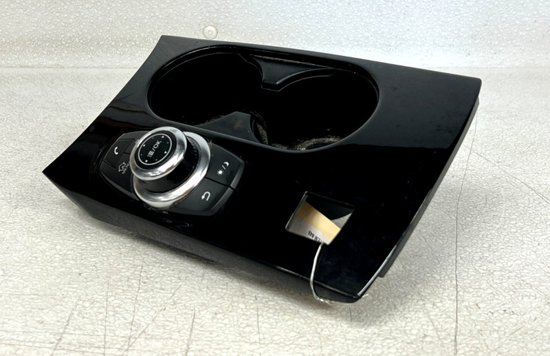 ⭐2017-2019 INFINITI QX30 CENTER CONSOLE CUPHOLDER & SWITCH CONTROL OEM LOT2589