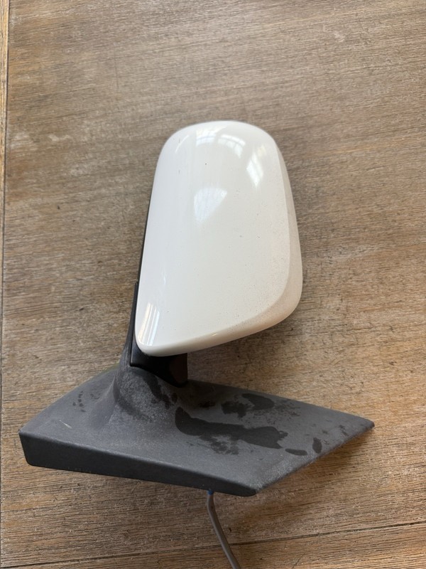 06 07 08 09 10 11 Toyota Yaris POWER Side View Mirror Right PASSENGER OEM WHITE