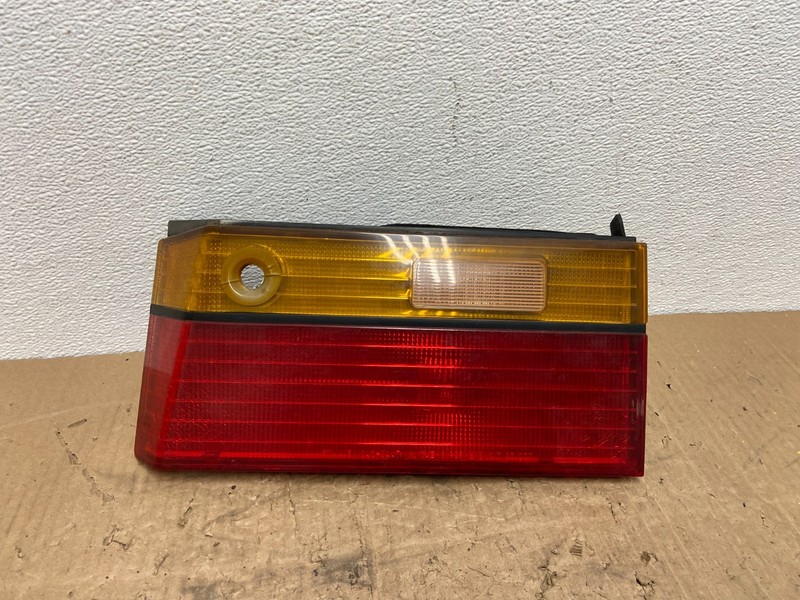1990 to 1991 Honda Accord Coupe Right Passenger Inner Tail Light OEM AB9870 DW