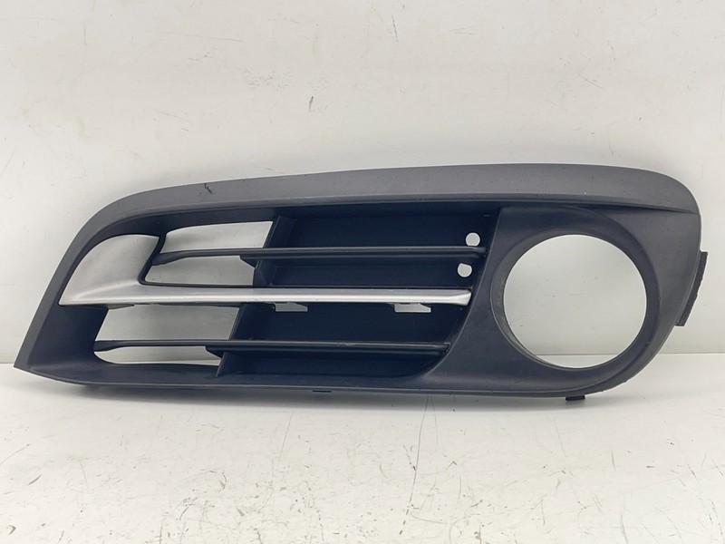 10-16 BMW 528i Fog Left Light Grille Cover OEM 51117331735 /7331735 DT0292