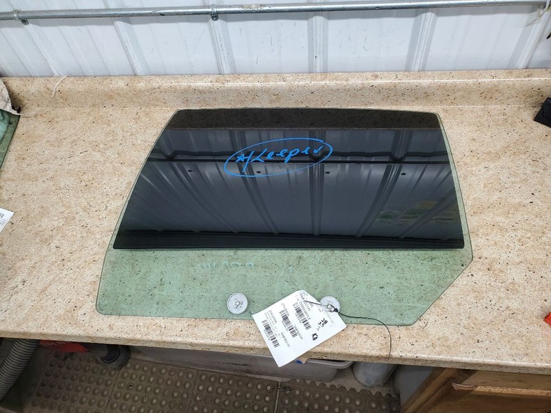 Driver Rear Door Glass 123.7" Wb L Series Fits 03-11 LINCOLN & TOWN CAR 296792