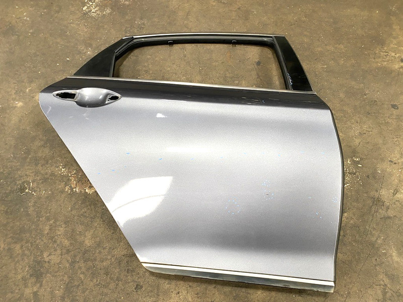 15-16 HYUNDAI GENESIS REAR RIGHT DOOR SHELL PANEL GRAY OEM #A0.59