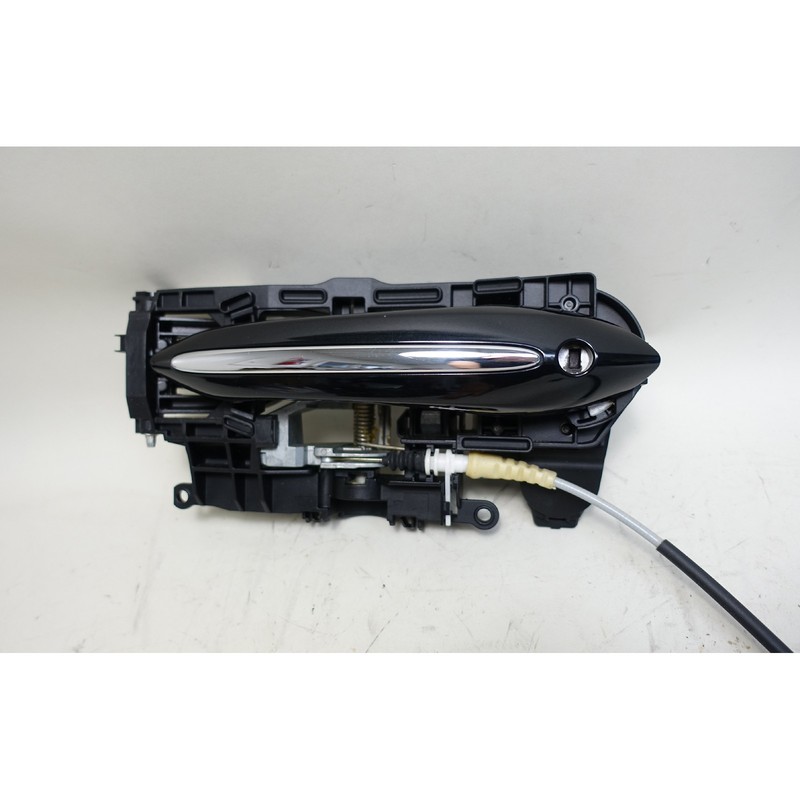 2011-2016 BMW F10 5-Series Left Front Driver Exterior Outside Door Handle Black