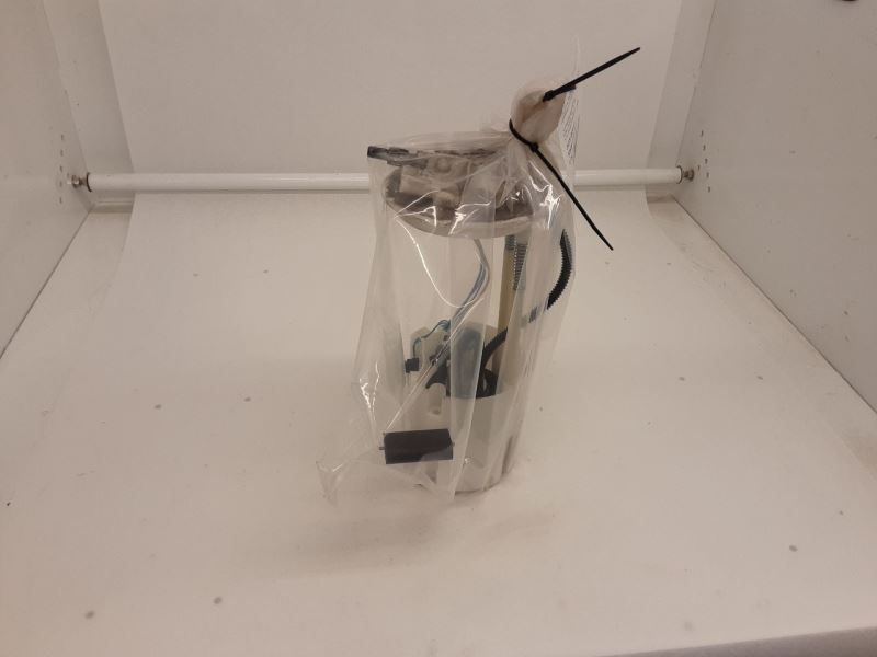 Fuel Pump Assembly 4.7L Fits 10-11 DAKOTA 2351574