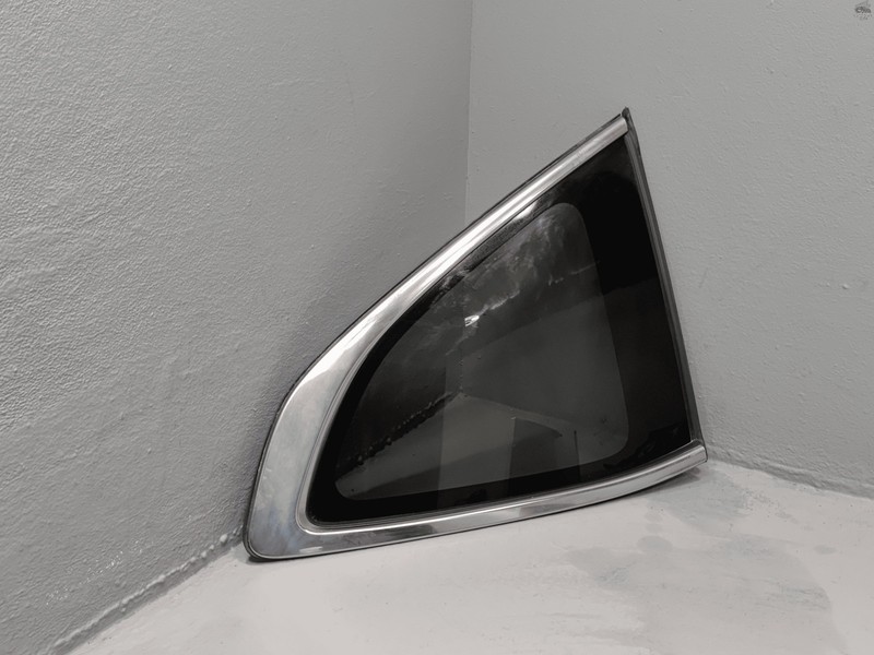 2017-2022 HONDA CR-V REAR RIGHT PASSENGER SIDE DOOR QUARTER WINDOW GLASS OEM