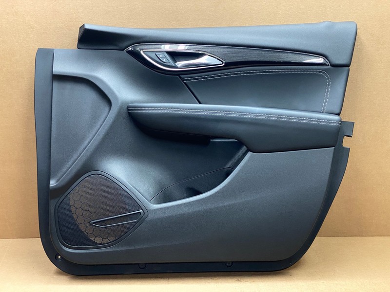 2021 BUICK ENVISION FRONT RIGHT PASSENGER SIDE DOOR PANEL OEM LOT785