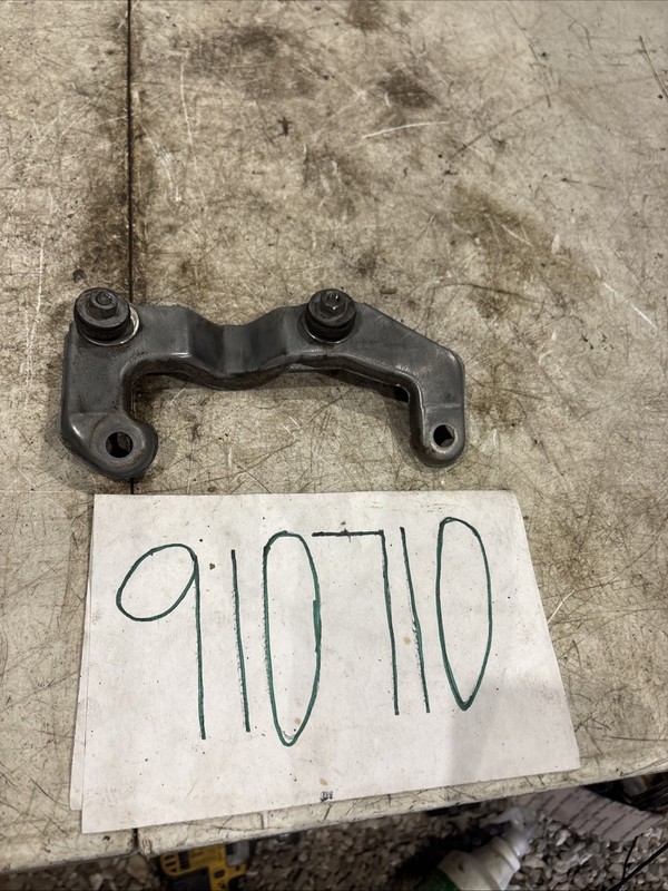 06-10 BMW E60 525i 528i RWD TRANSMISSION SUPPORT SHIFTER BRACKET OEM