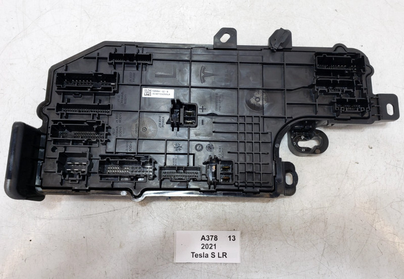 ✅ 2021-2025 OEM Tesla Model S Front Left Driver Side Body Control Module
