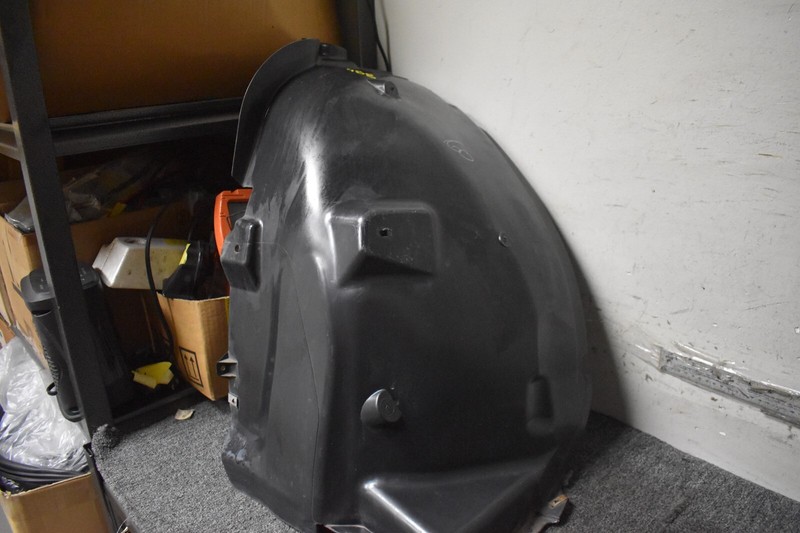 LAND ROVER L550 WHEEL ARCH COVER FRONT LEFT SIDE FACTORY OEM