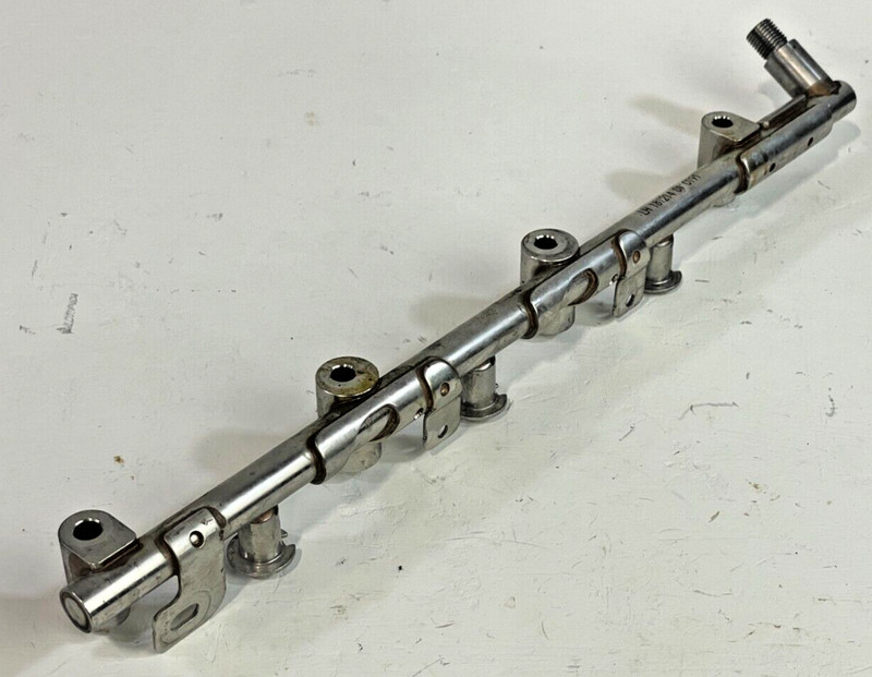 16 - 20 INFINITI Q50 17-20 Q60 3.0L FRONT LEFT ENGINE FUEL INJECTOR RAIL # 87825