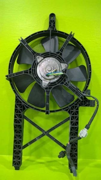 05 06 NISSAN XTERRA RADIATOR COOLING FAN OEM 2717-66