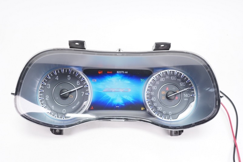 CHRYSLER 200 Gauge Instrument Cluster Speedometer 82K OEM 2015