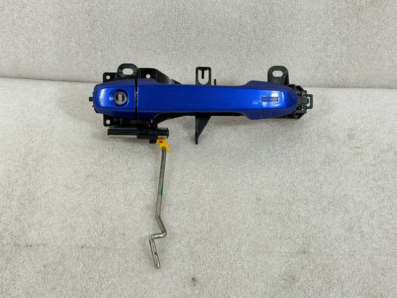2018 TOYOTA CHR DOOR HANDLE FRONT LEFT DOOR HANDLE #015