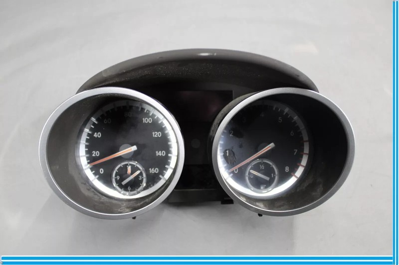 05-11 Mercedes R171 SLK300 Instrument Gauge Cluster Odometer Speedometer OEM