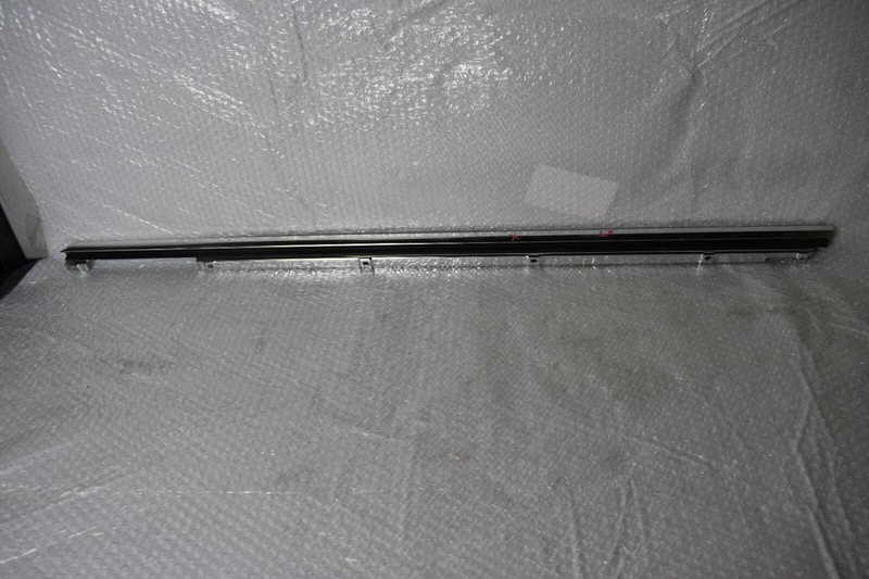 2010-2016 PORSCHE PANAMERA - FRONT LEFT DRIVER SIDE DOOR WINDOW BELT MOLDING OEM