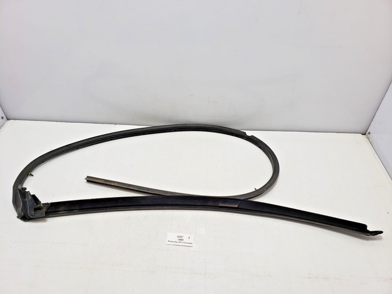 ✅ 97-05 OEM Porsche Carrera 911 996 Front Right Passenger Door Weatherstrip Seal
