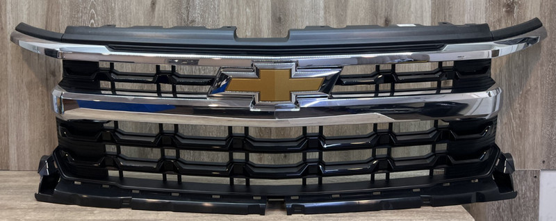 2022-2024 Chevy Silverado 1500 Grille ASSY OEMPart# 84692658