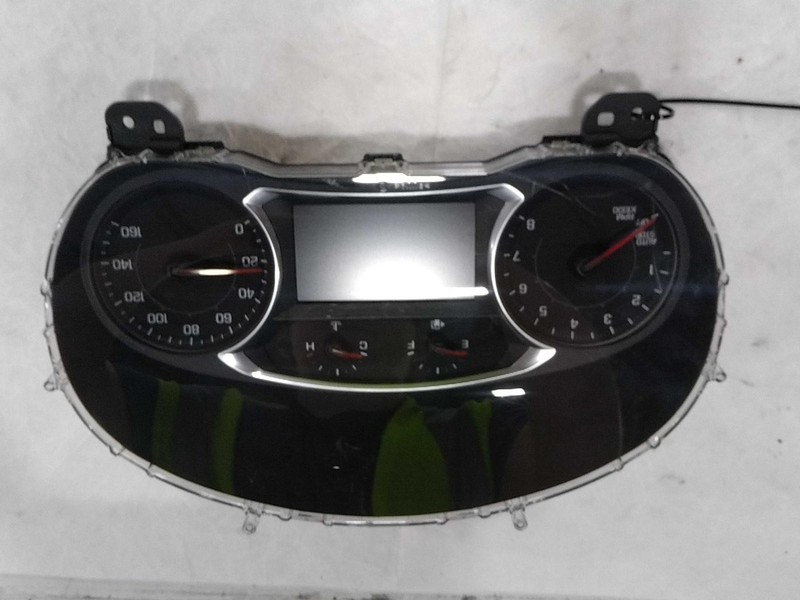 2019 GMC Terrain Speedometer Gauge OEM Grey 1.5L 119K Miles - Warranty 6 Mo
