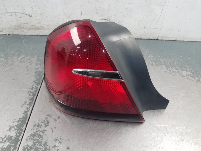 2000 Grand Marquis / Crown Vic Victoria Left Driver Tail Light #1010 D2