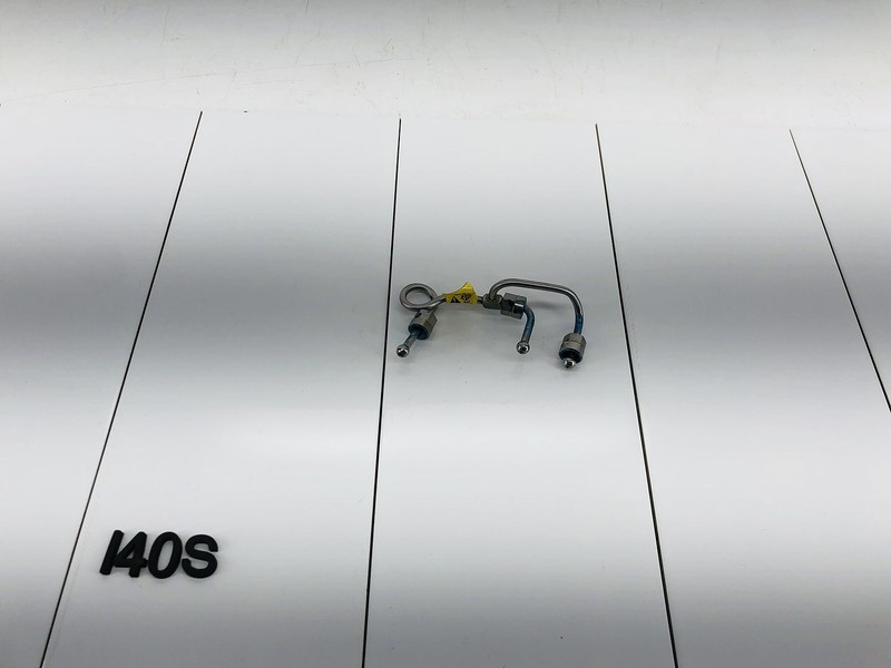 10-16 CADILLAC SRX 3.6L FLEX ENGINE FUEL FEED INTERMEDIATE PIPE HOSE LINE OEM