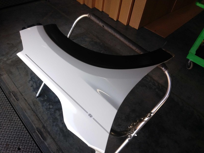 2017 Hyundai Tucson Front Right Fender White 322430 Used 93K Miles