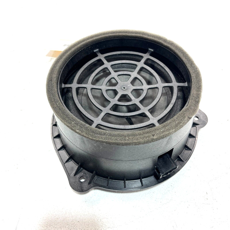 2017 - 2023 AUDI Q7 SQ7 REAR LEFT OR RIGHT DOOR AUDIO SOUND SPEAKER OEM 1PCS