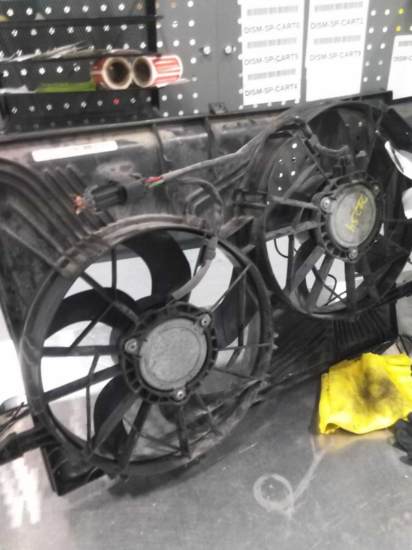 2013 GMC Acadia Engine Cooling Fan Motor OEM 3.6L 247K Miles White 1581657
