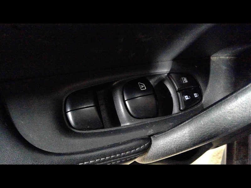 Driver Front Door Switch Driver's Lock And Window Fits 14-20 ROGUE 1559908