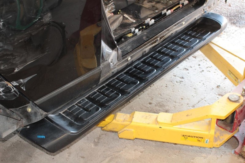 07-14 Toyota FJ Cruiser 4.0L Passenger Right Side Running Board